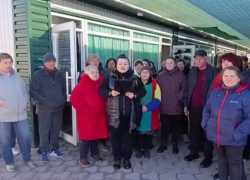 «Только Путин нас спасет»: предприниматели Каховки пожаловались президенту на рейдерский захват рынка