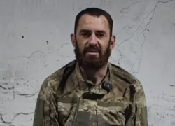 «Расстреливали дома из гранатометов»: херсонский боец ВСУ рассказал о расправах над жителями Курской области