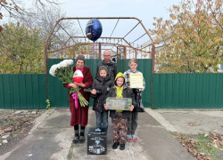 Херсонский мальчик спас семью из охваченного огнем дома и попал в книгу о героях