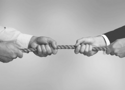 Молчание чиновников при отсутствии света поссорило жителей Херсонской области