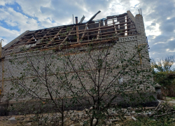 В Херсонской области под обстрелом погибла женщина, пятеро ранены