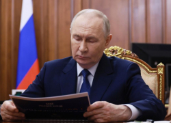 Путин оценил предложение Киева ограничить боевые действия в Херсонской области