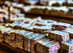 Жителям Херсона фиктивно повысили зарплату, чтобы сделать бронь