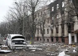 Новости Херсона: один человек погиб при обстреле, директрисе школы грозят тюрьмой, а Херсон мертвый город