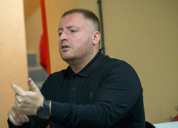 Пренебрегая безопасностью людей глава Херсона увеличил штат пиарщиков