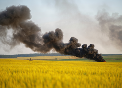 Ночь и утро в Херсоне прошли под гром артиллерии и запах гари