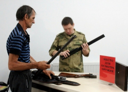 На Херсонщине наводят порядок с 4000 стволов на руках у населения