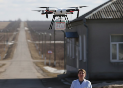 Дроны будут доставлять лекарства в больницы Херсонской области за счет ОМС