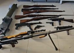 Собравшему раритетный арсенал оружия херсонцу грозит пять лет лишения свободы