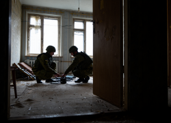 В Херсоне боевики ВСУ захватили квартиру и терроризируют жильцов