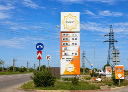 Свободную продажу бензина запретили в Крыму, то же может ждать и Херсонщину
