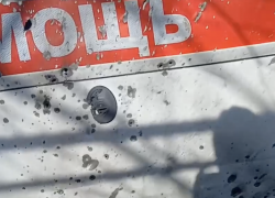 В Херсонской области два автомобиля подорвались на минах, погиб человек