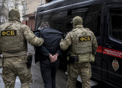  В Херсонской области ФСБ задержала россиянина за подготовку теракта против военнослужащих