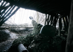 Новости СВО: хитрый план Путина, кадры миномётного обстрела Каховки и найденная под завалами после прилёта ВСУ херсонка