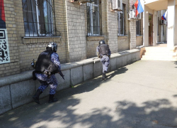 В Херсонской области «освободили заложников и обезвредили бомбу»