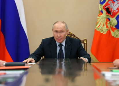 Новости СВО: давление на Путина, России навязывают цветную революцию и Херсонщина под огнём ВСУ