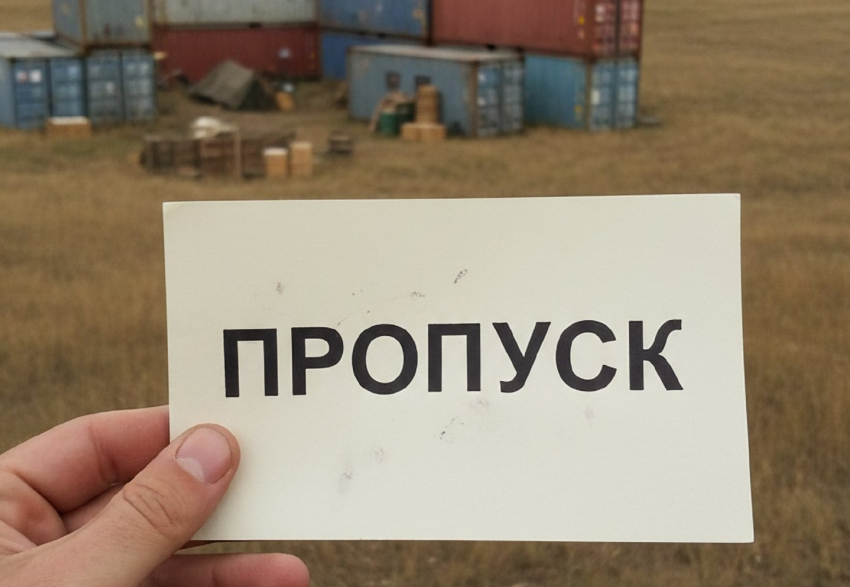 На фоне скандала с волонтерами Сальдо заговорил о пропусках для гумконвоев