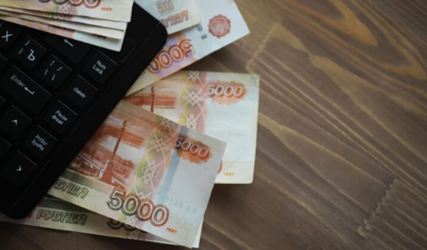 Скадовский лесхоз задолжал работникам 280 тысяч рублей сверхурочных