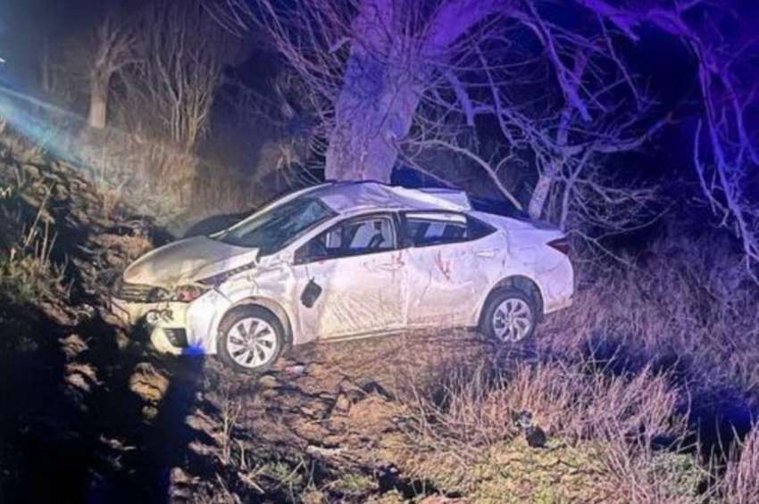 В Геническом округе водитель «Тойоты» вылетел в кювет и перевернулся