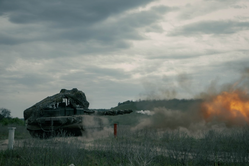 Новости СВО: куда ВС РФ ударят «Орешником», ВСУ ранили детей в школе Запорожья, островные бои в Херсоне