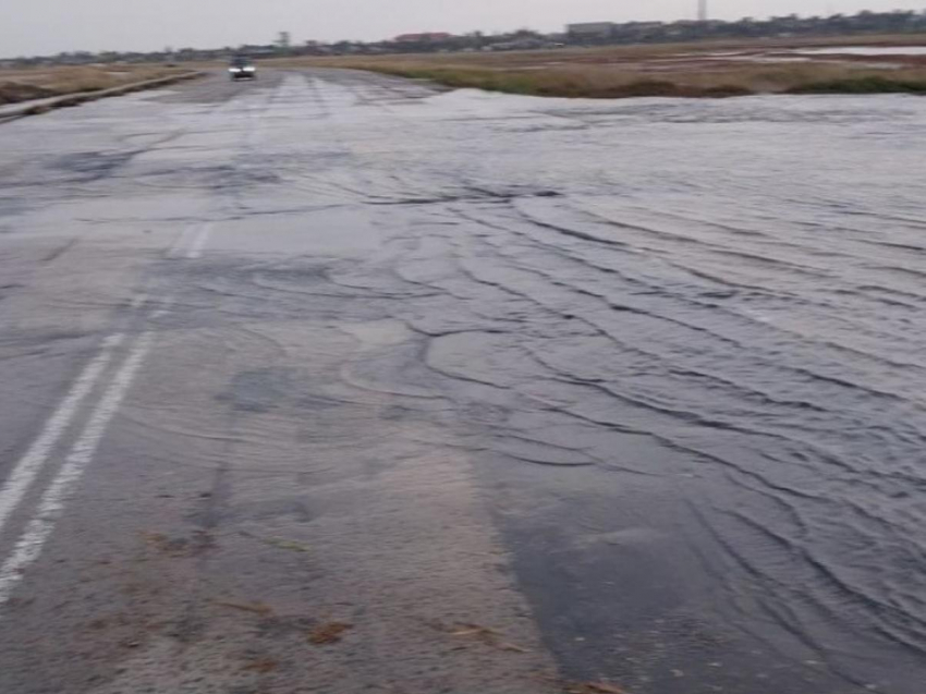 Херсонщину может затопить из-за шторма в Чёрном море