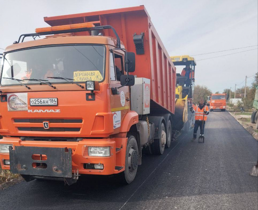 После общественного резонанса власти начали ремонт убитой дороги в Новоалексеевке 