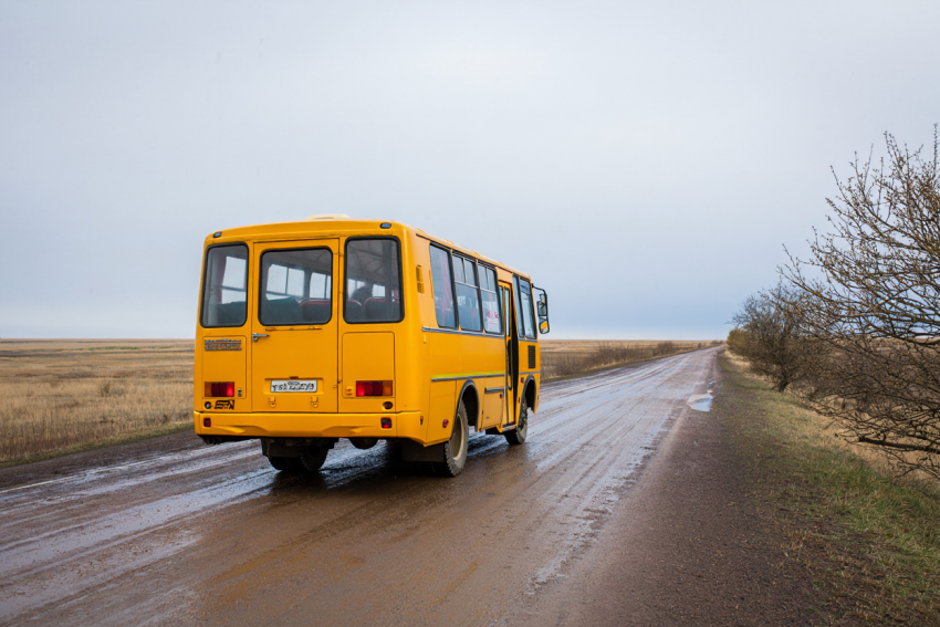 Детей в Херсонской области бесплатно будут возить в школы и обратно