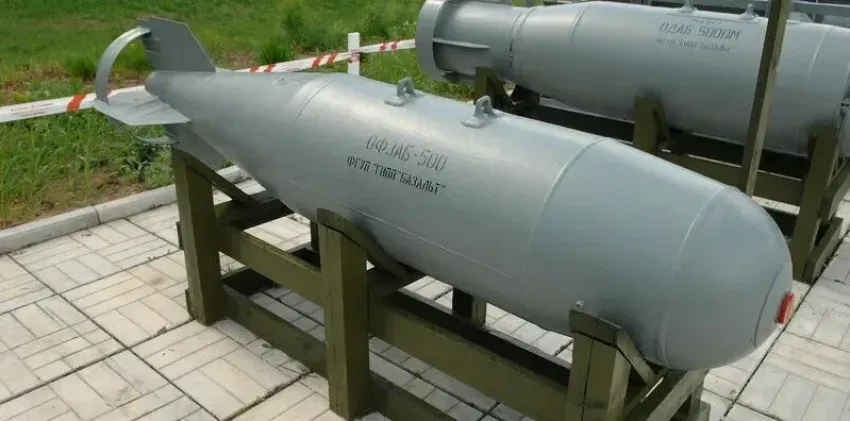 Авиаудар ВКС России по позициям боевиков ВСУ в Херсоне 14 октября попал на видео