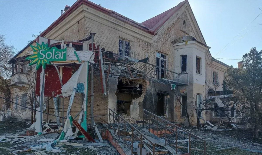 ВСУ обстреляли многоэтажки и кофейни в Новой Каховке