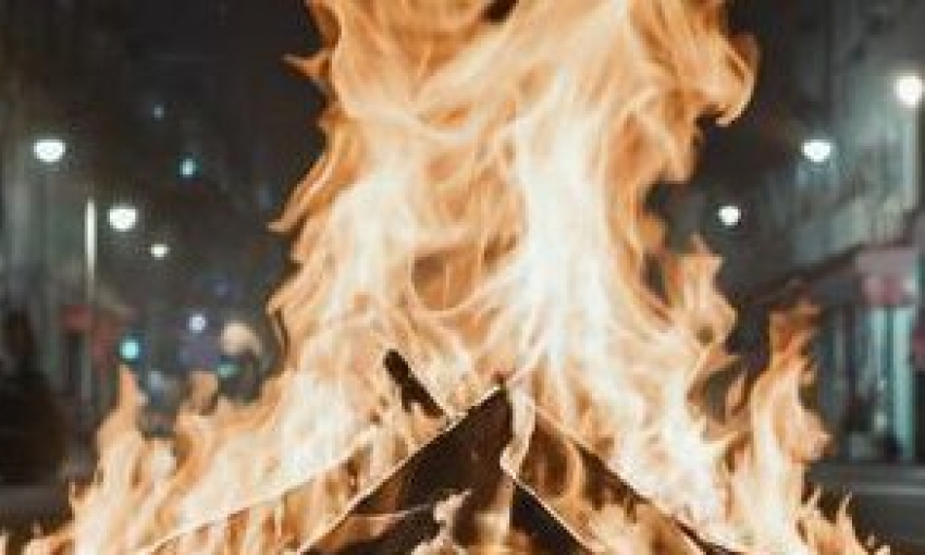 Густой туман и пожары от любой искры угрожают Херсонщине