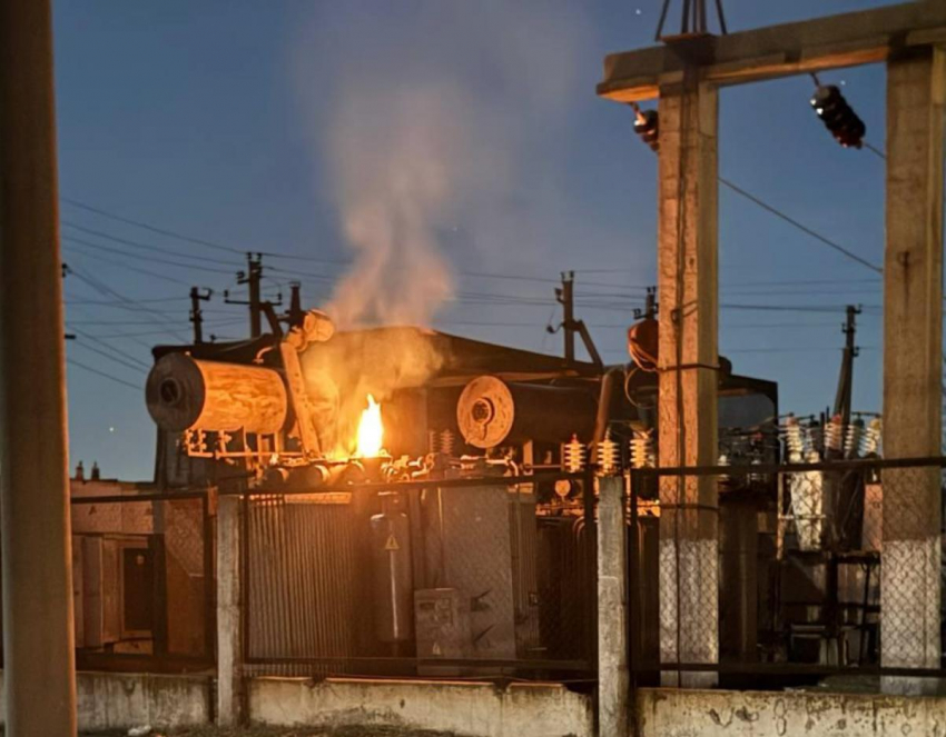 В канун Нового года десятки тысяч херсонцев остались без света из-за аварии