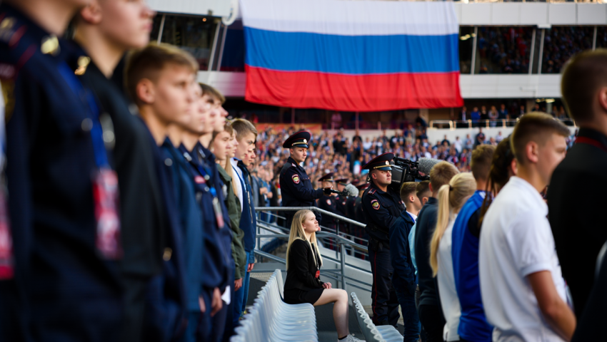 Херсонка заплатила штраф за отказ встать на гимн России