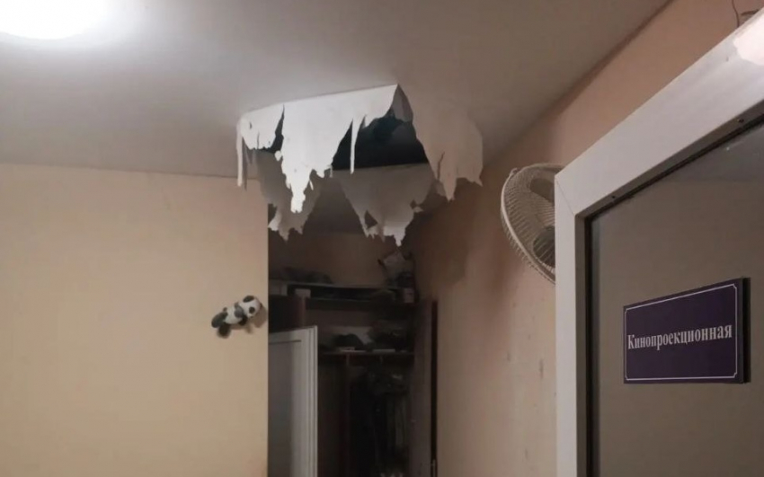 В Херсонской области ВСУ ударили по Центру творчества и ранили местного жителя