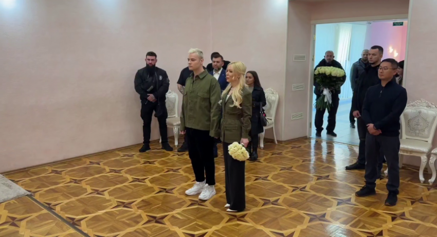 Сальдо предложил Мизулиной и певцу Shaman провести медовый месяц на Херсонщине