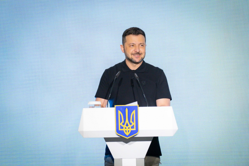 Новости СВО: Зеленского заменят на Залужного, а ВС РФ взяли под контроль Херсон