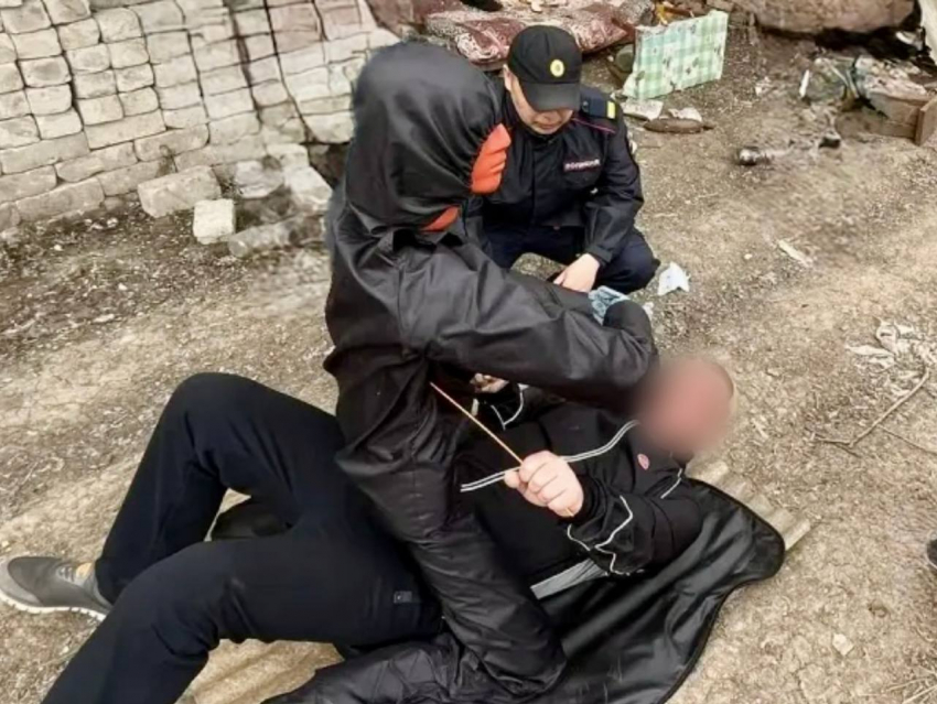 Житель Геническа зарезал прохожего после того, как выпил с ним