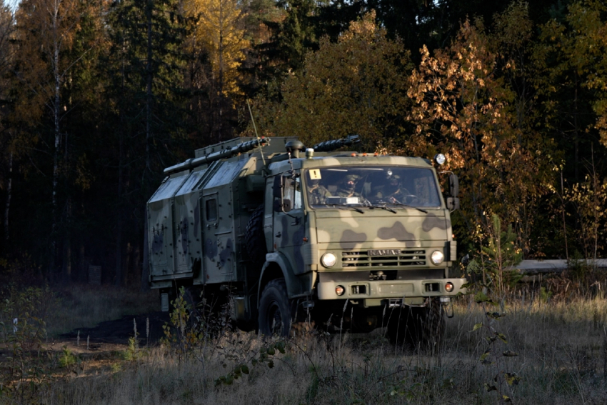 Десантники развернули сеть мобильных пунктов заправки в Херсонской области