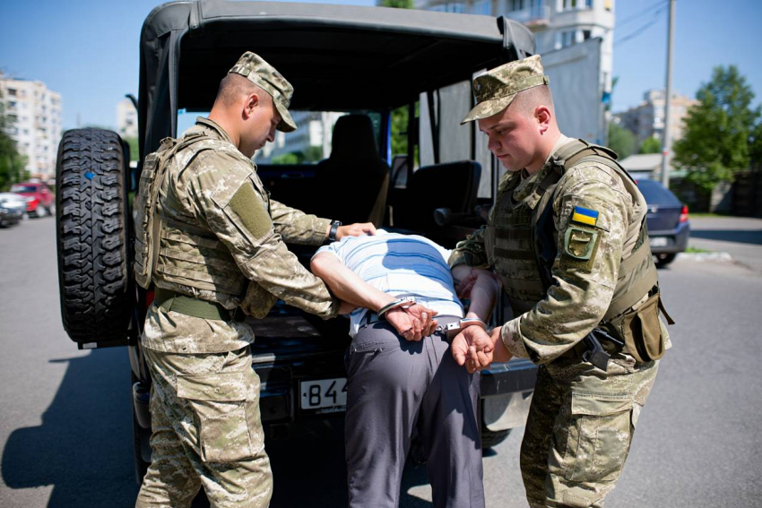 В Херсоне ТЦК используют женщин для мобилизации украинцев