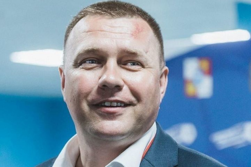 Киев вызвал на допрос сенатора Кастюкевича: он ответил, когда приедет 