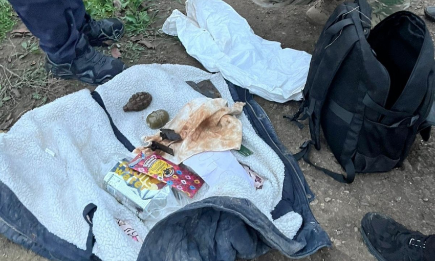 На правобережье Херсонщины дядя бросил в 12-летнего племянника бомбу