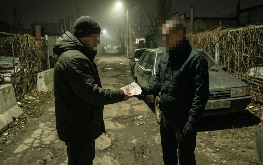 Скадовчанин подкупил полицейского, чтобы тот «крышевал» торговлю контрабандой