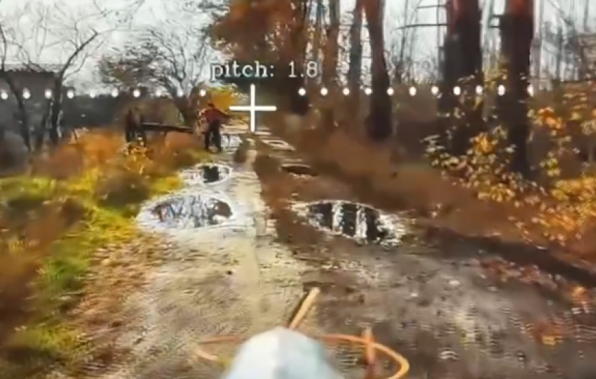 Дроновод ВС РФ отвёл беспилотник от удара по мирному жителю Херсонской области