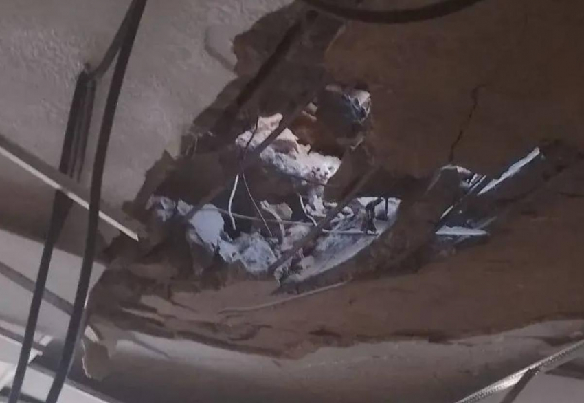 Один человек погиб и четверо ранены после ударов ВСУ по машинам на Херсонщине