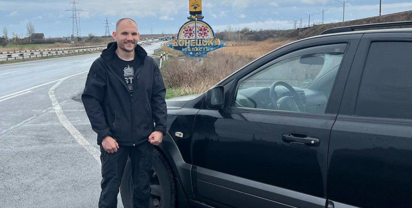 Водитель кортежа Анджелины Джоли, задержанный по пути в Херсон, отправится служить