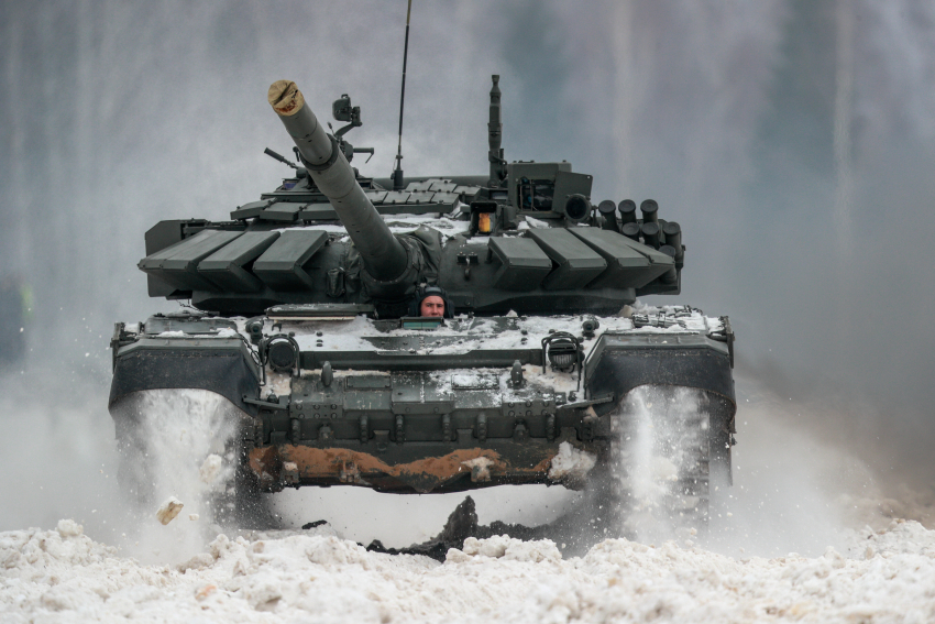 Танкист увел машину от FPV-дрона ВСУ и спас троих товарищей на Херсонщине