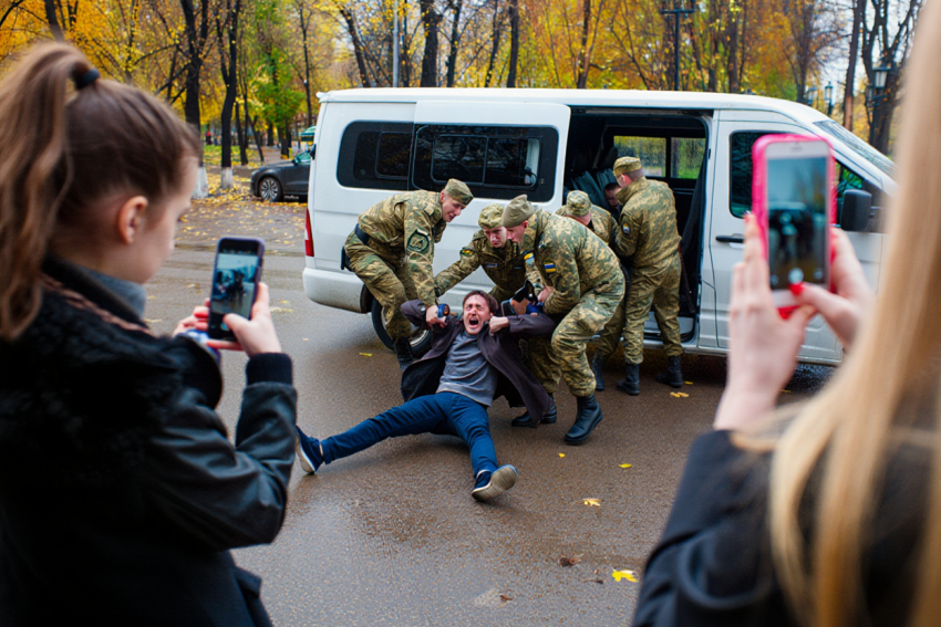 Сальдо: в Херсоне работает агентурная сеть для поиска мужчин призывного возраста