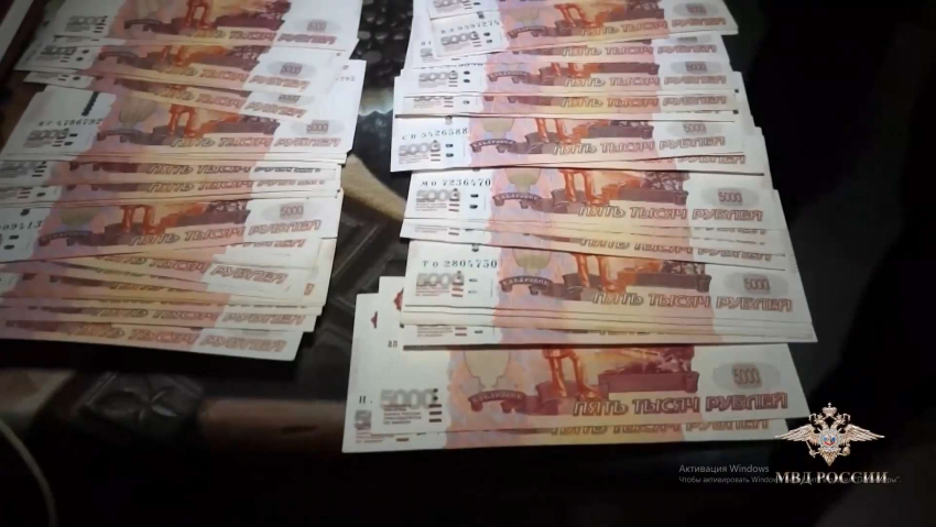 В Скадовске задуренный старик перевел аферистам 620 000 рублей