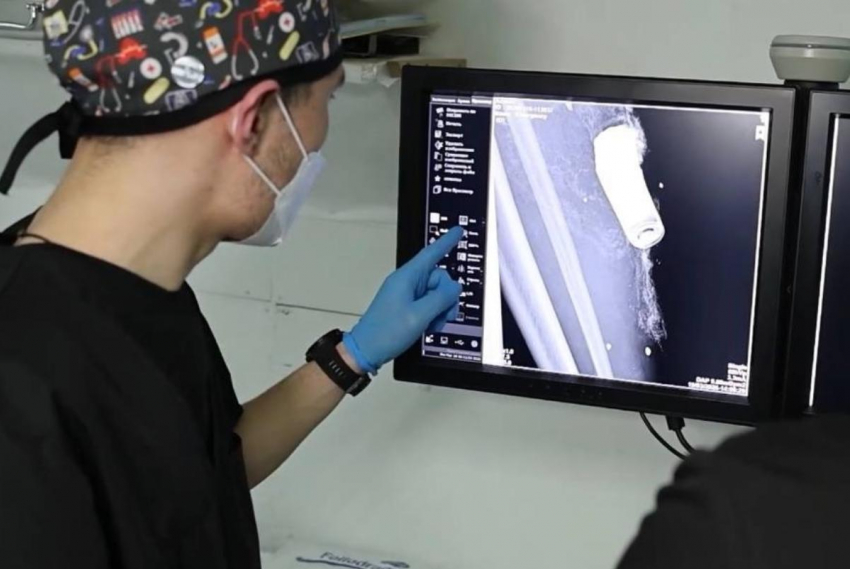 В Херсонской области врачи с сапёрами достали из ноги бойца фрагмент FPV-дрона